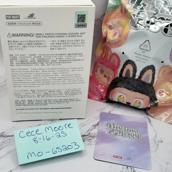 Pop Mart Labubu Big Into Energy 'LUCK' Labubu - Picture 2 of 2